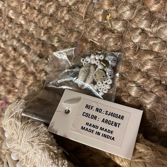 Handbag  - Picture 3 of 7